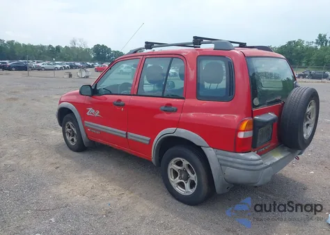 2001 Chevrolet Tracker Hard Top Zr2 from USA, damaged, VIN 2CNBJ734816935817